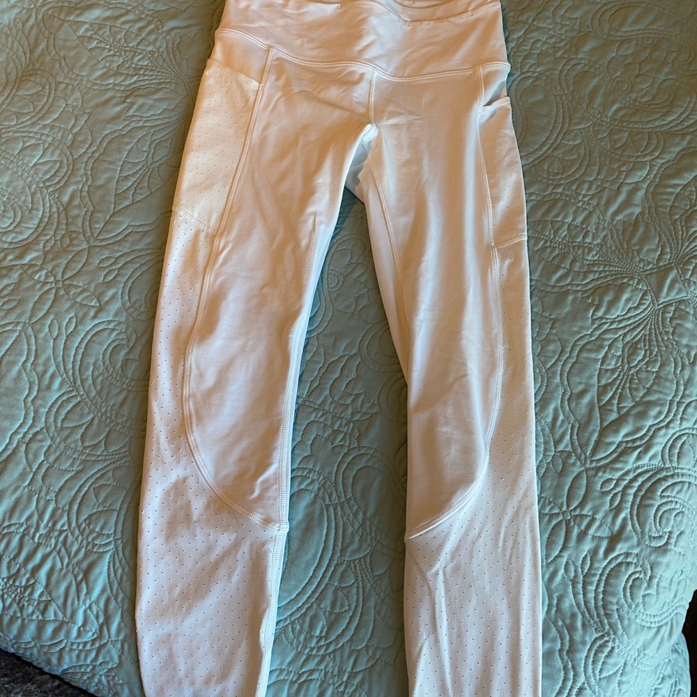 Lululemon Mind Over Miles leggings, size 4